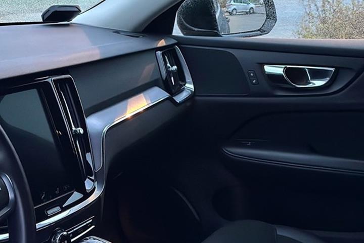 undefined Volvo V60 fra 2020