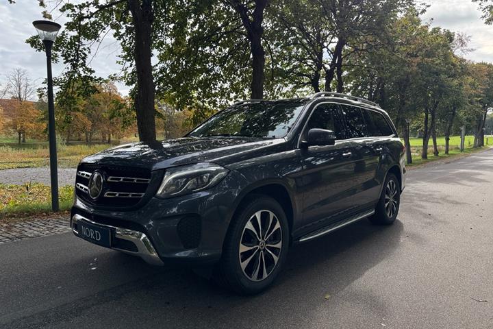 Grøn Mercedes GLS500 fra 2016