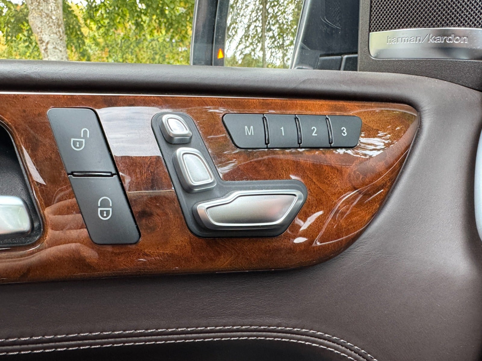 Grøn Mercedes GLS500 fra 2016