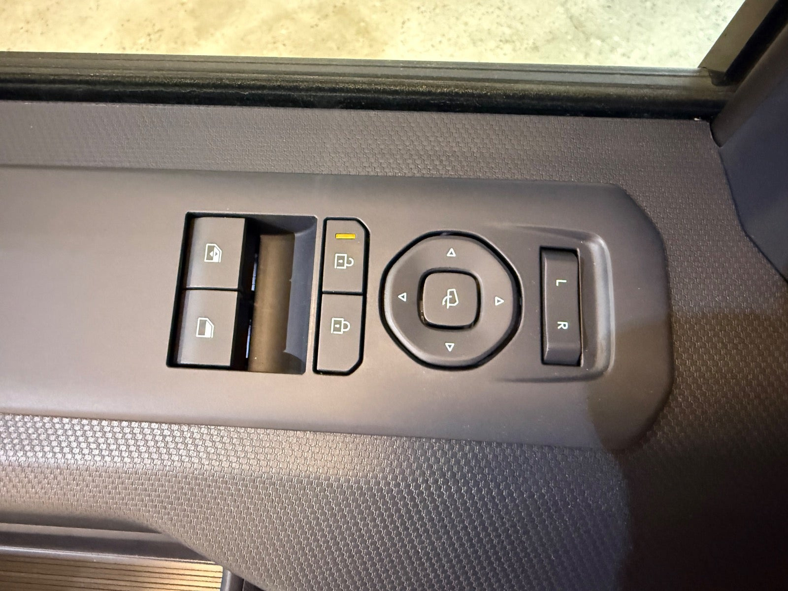 Hvid Kia PV5 fra 2026
