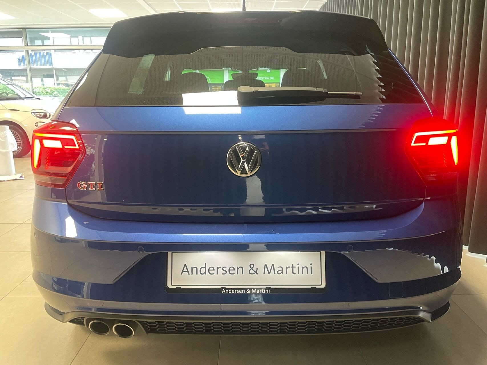Blå VW Polo fra 2020