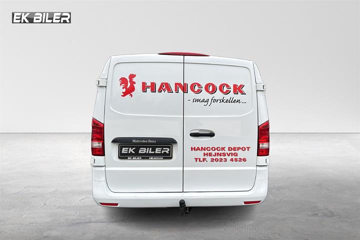 Hvid Mercedes Vito fra 2018
