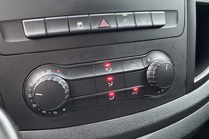 Hvid Mercedes Vito fra 2018