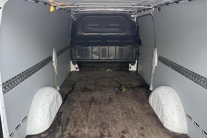 Hvid Mercedes Vito fra 2018