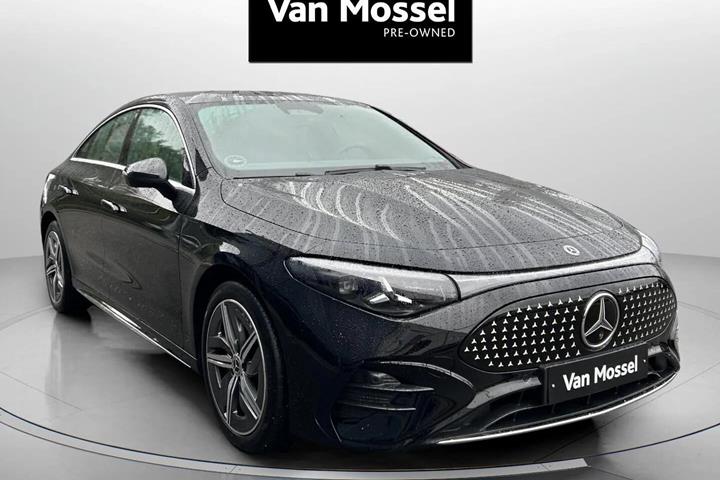 Sort Mercedes CLA250+ fra 2025