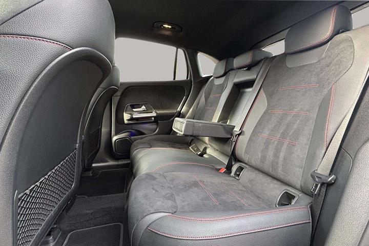 Sort Mercedes EQA250+ fra 2026