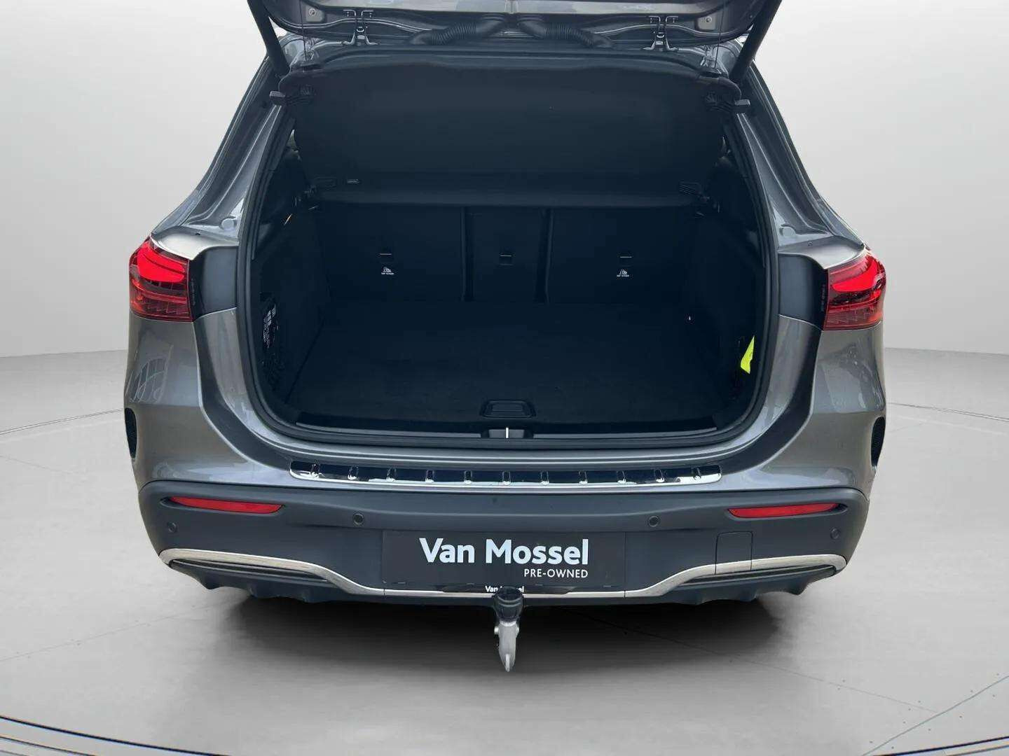 Sort Mercedes EQA250+ fra 2026