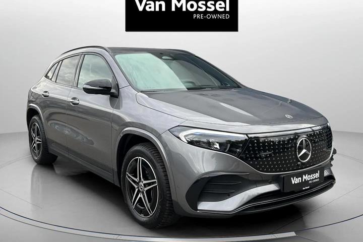 Grå Mercedes EQA250+ fra 2025