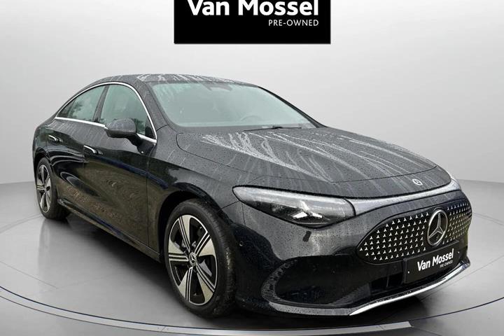 Sort Mercedes CLA250+ fra 2025