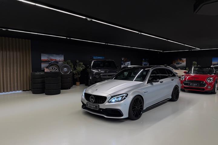 Sort Mercedes C63 fra 2017