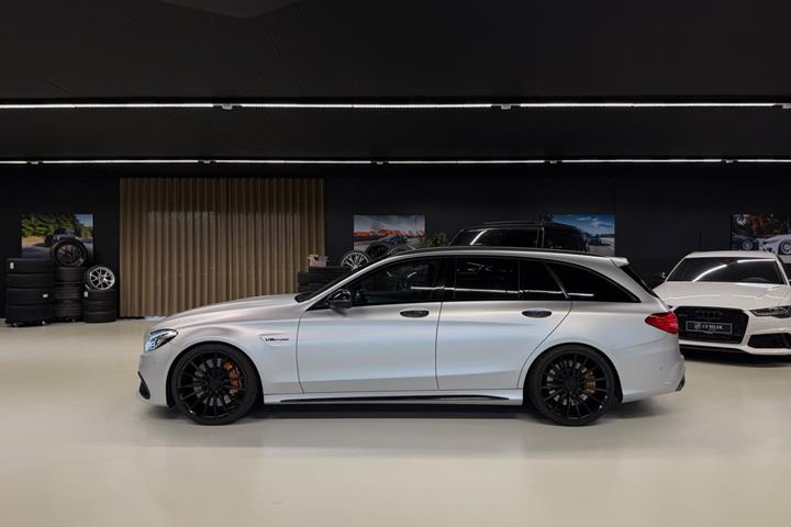 Sort Mercedes C63 fra 2017