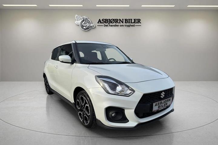 Hvid Suzuki Swift fra 2024