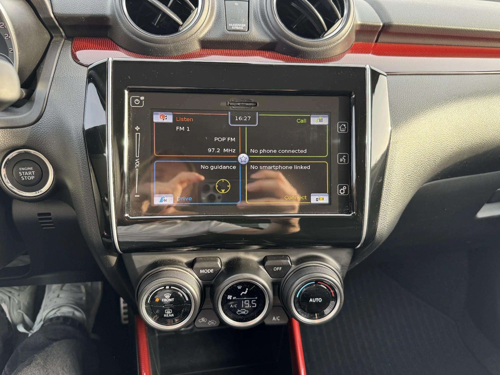 Hvid Suzuki Swift fra 2024