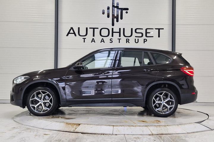 Brun BMW X1 fra 2018