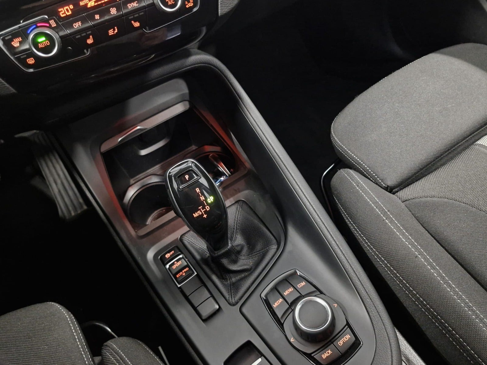 Brun BMW X1 fra 2018