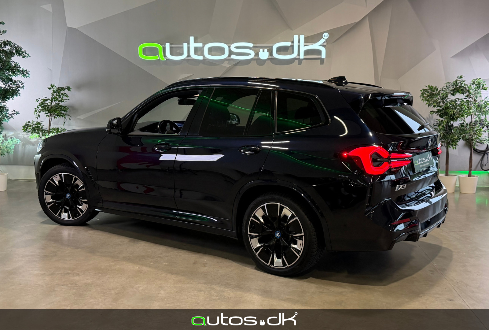 Sort BMW iX3 fra 2022