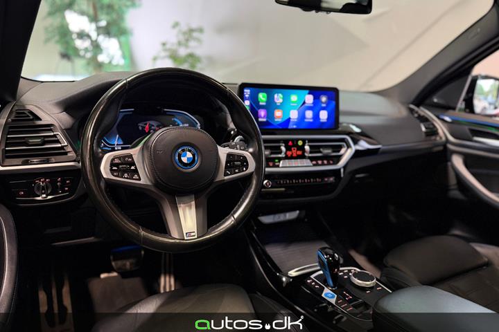 Sort BMW iX3 fra 2022