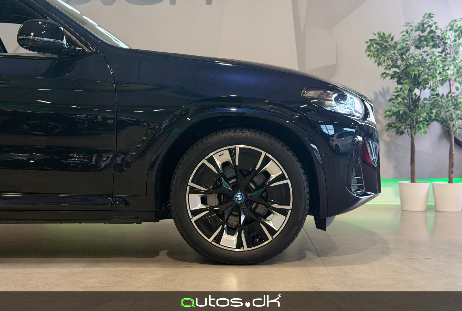 Sort BMW iX3 fra 2022
