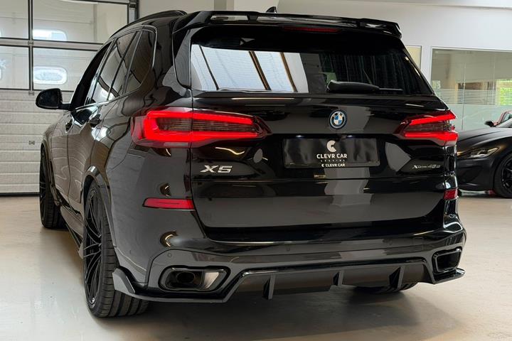 Sort BMW X5 fra 2022