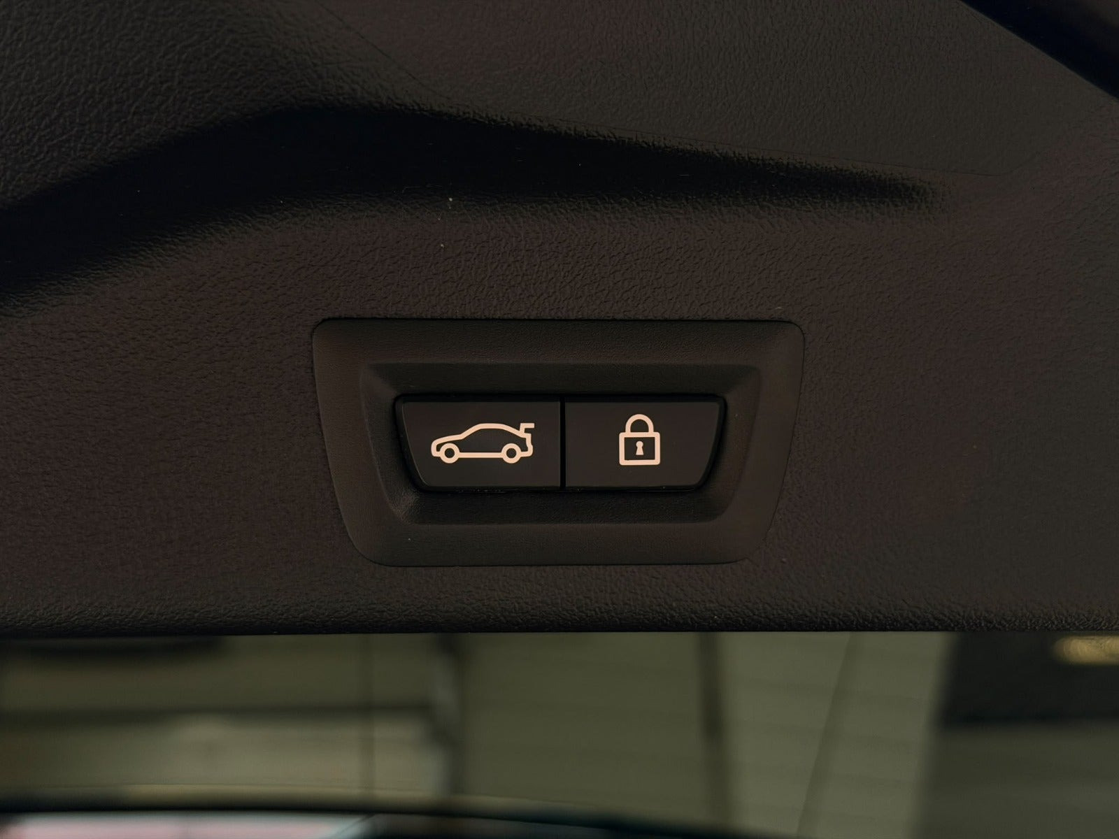 Sort BMW X5 fra 2022