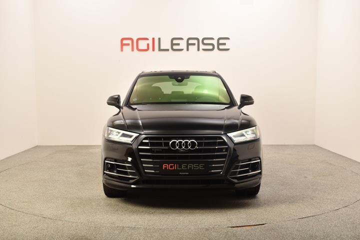 Sort Audi Q5 fra 2020
