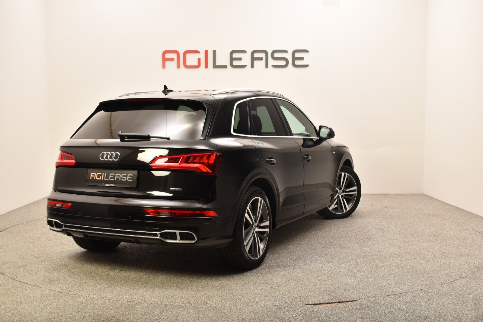 Sort Audi Q5 fra 2020