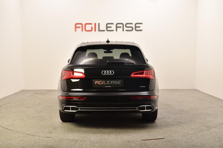 Sort Audi Q5 fra 2020