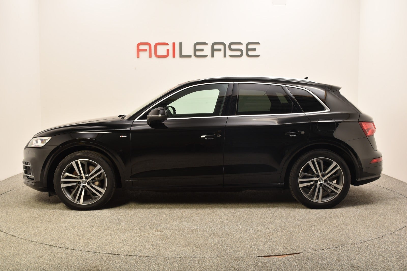Sort Audi Q5 fra 2020