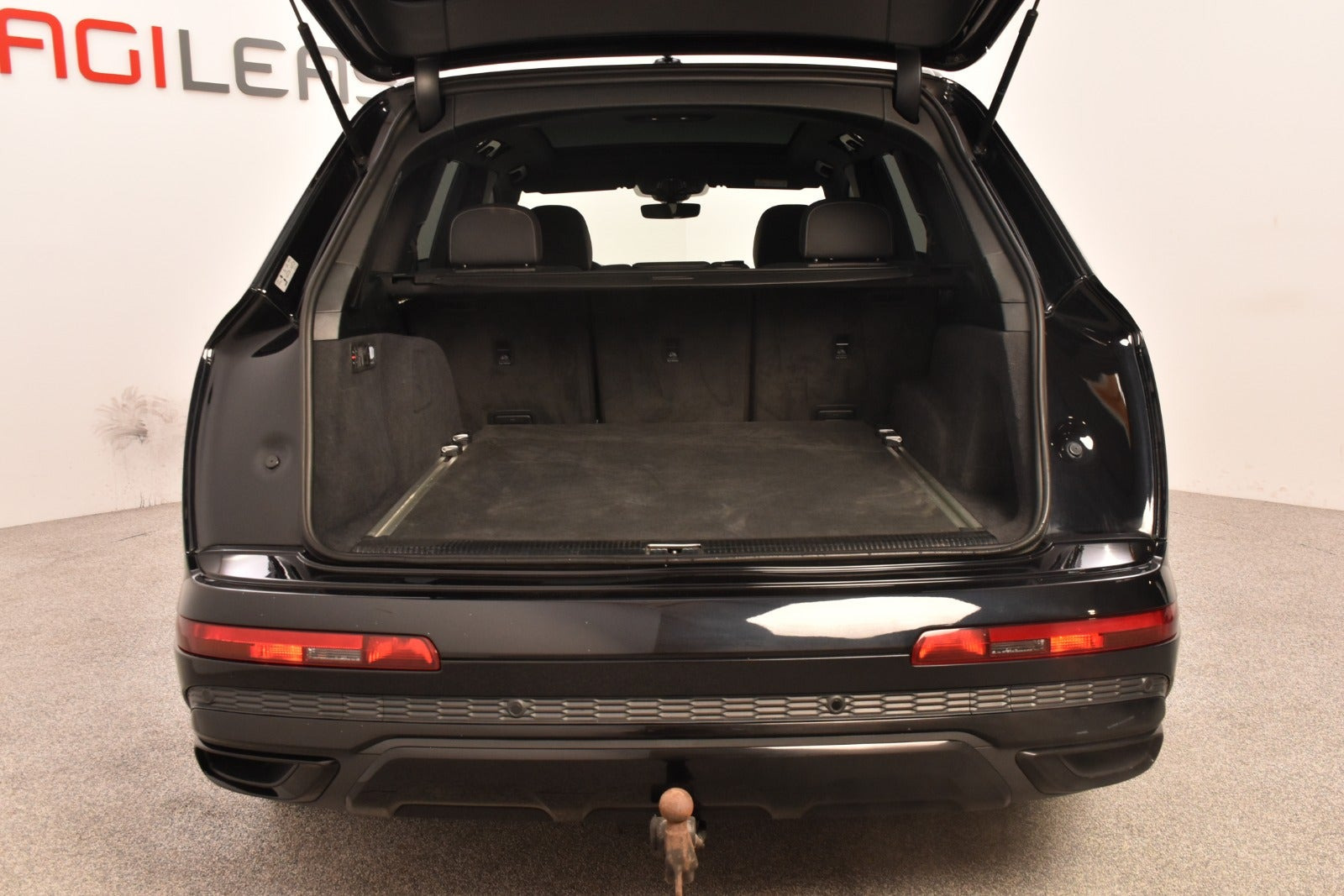 Sort Audi Q7 fra 2021