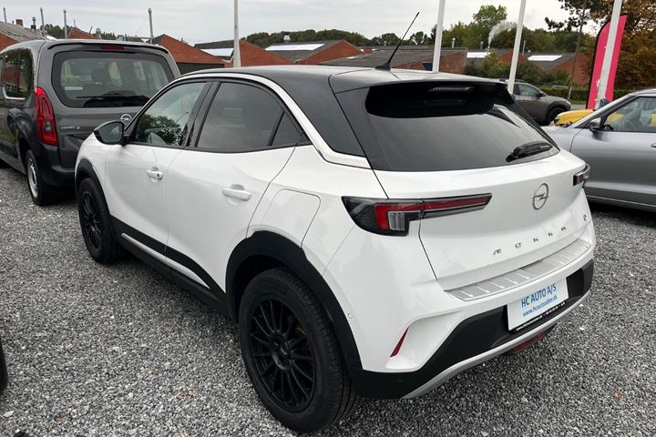 Hvid Opel Mokka-e fra 2024