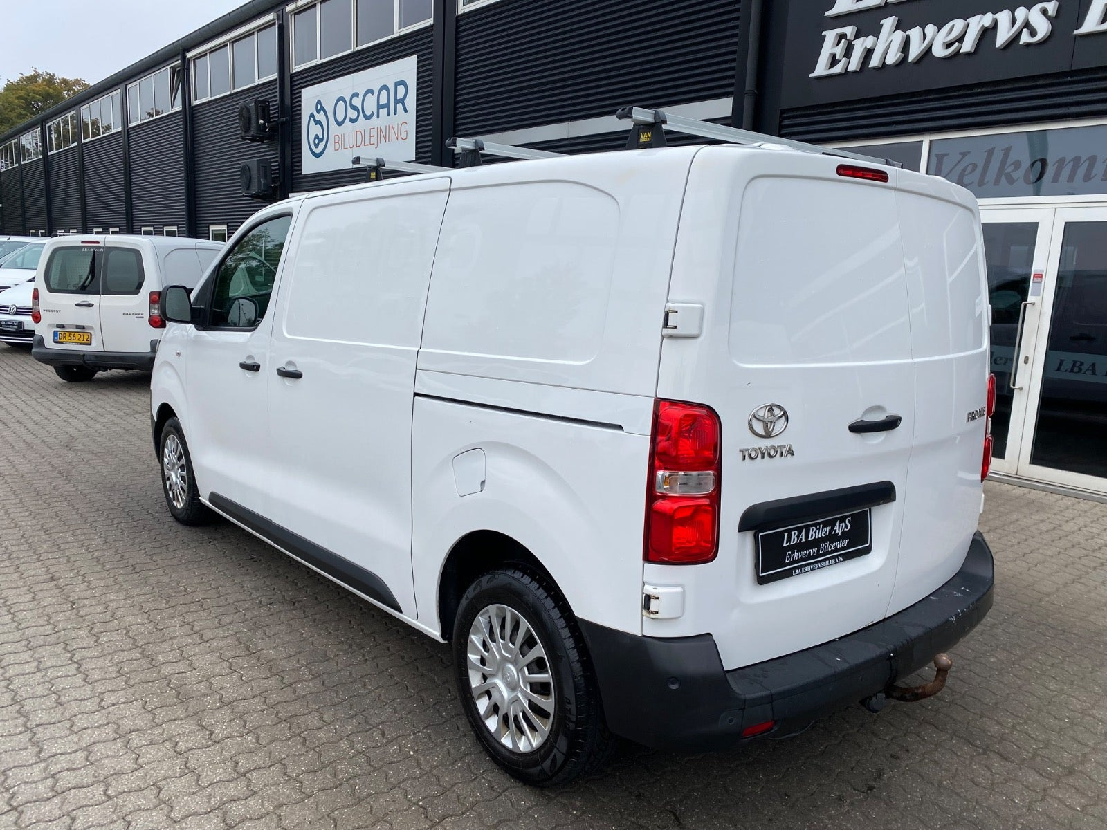 Hvid Toyota ProAce fra 2021