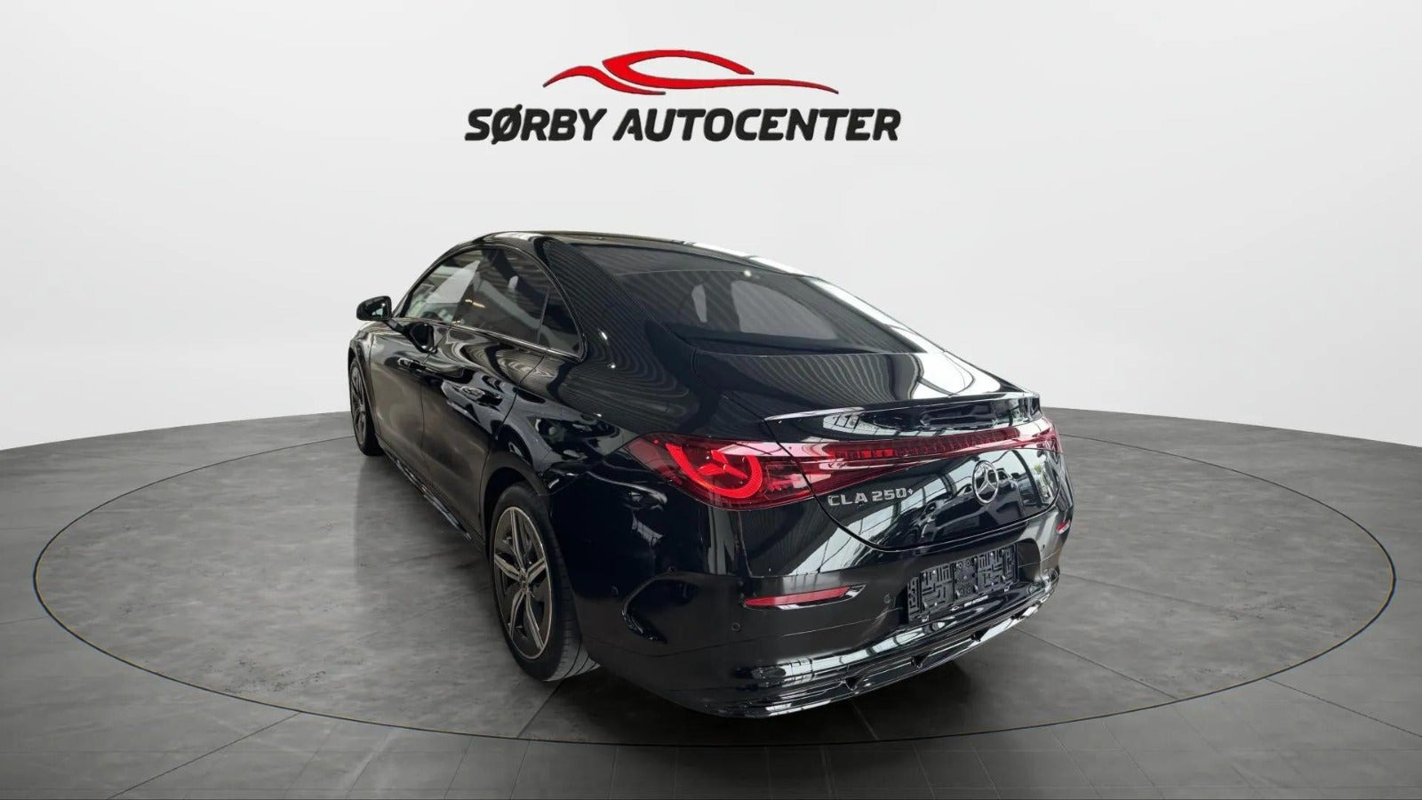 Sort Mercedes CLA250+ fra 2026