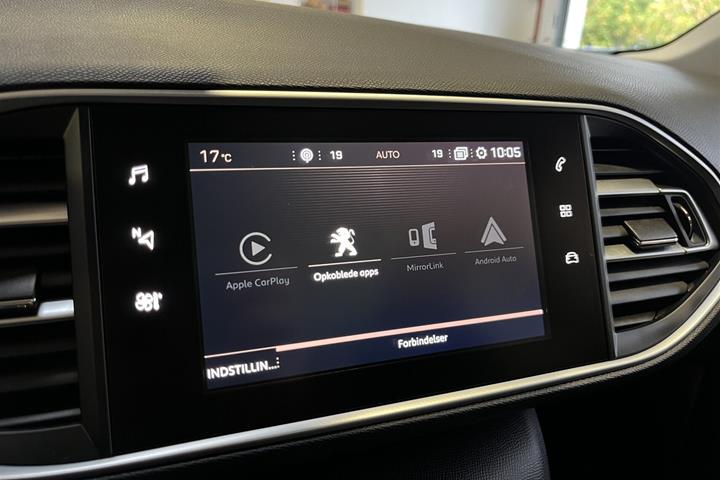 Sort Peugeot 308 fra 2018