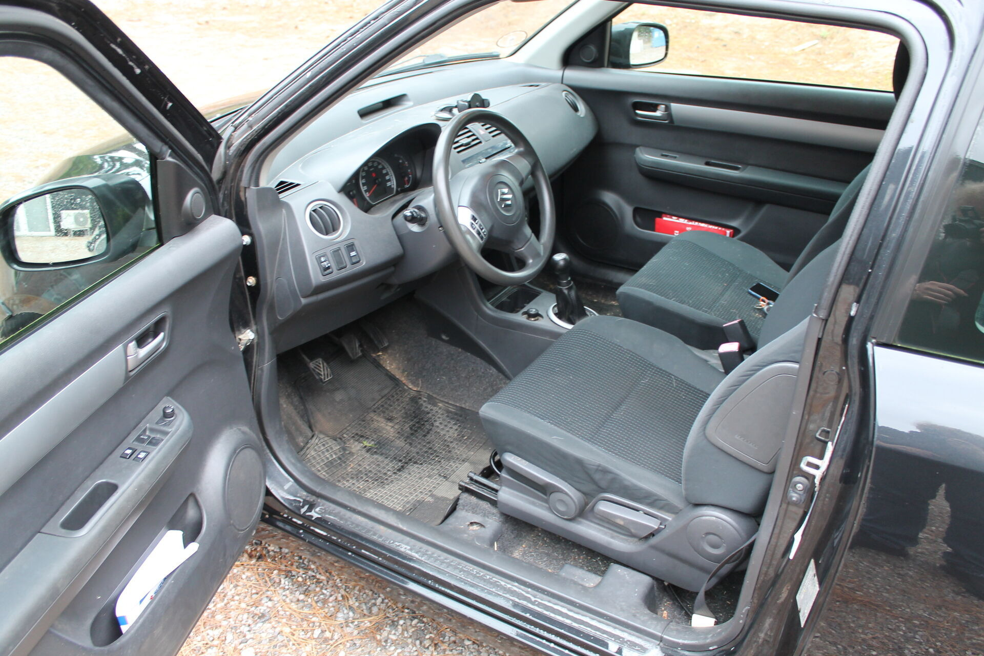 Sort Suzuki Swift fra 2007