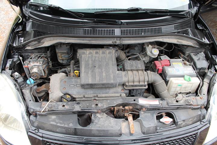 Sort Suzuki Swift fra 2007