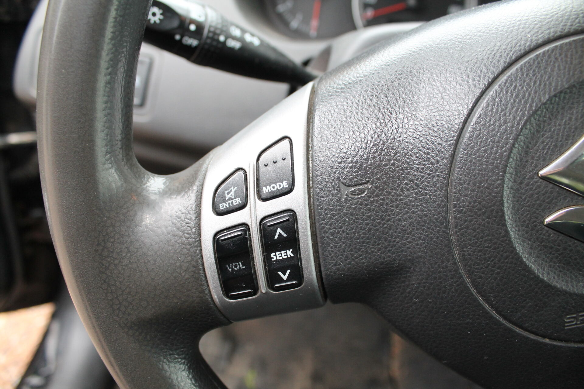 Sort Suzuki Swift fra 2007