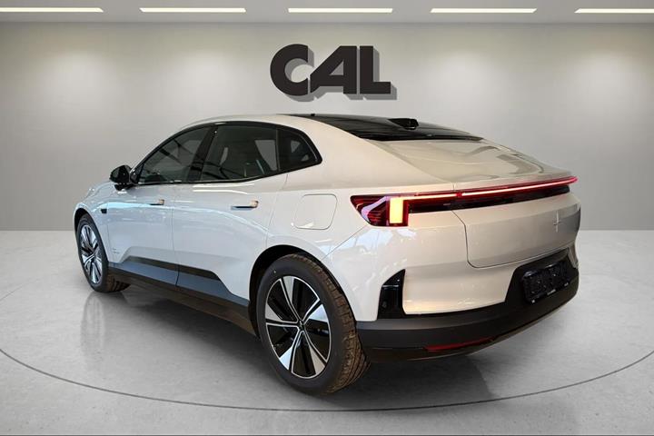 undefined Polestar 4 fra 2026
