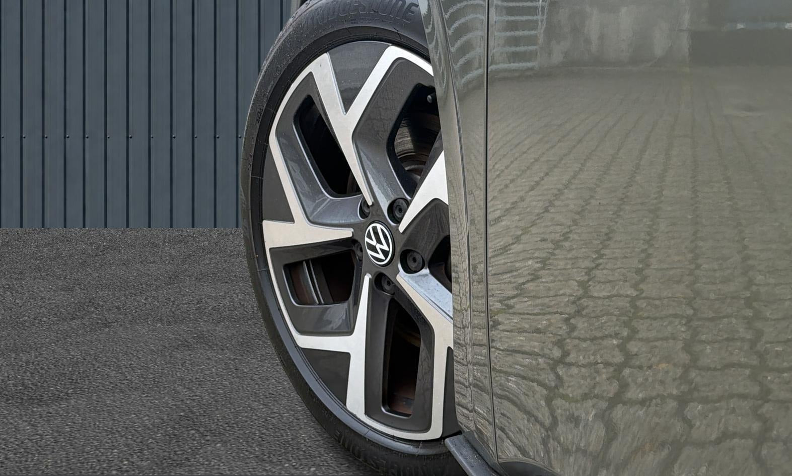 Grøn VW ID.3 fra 2023