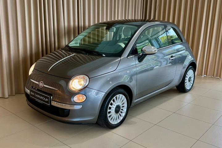 Grå Fiat 500C fra 2011