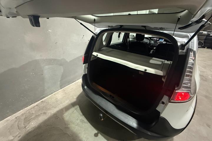 undefined Renault Scenic XMod fra 2015