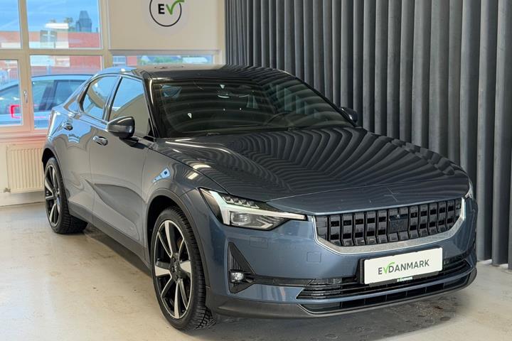 Blå Polestar 2 fra 2021