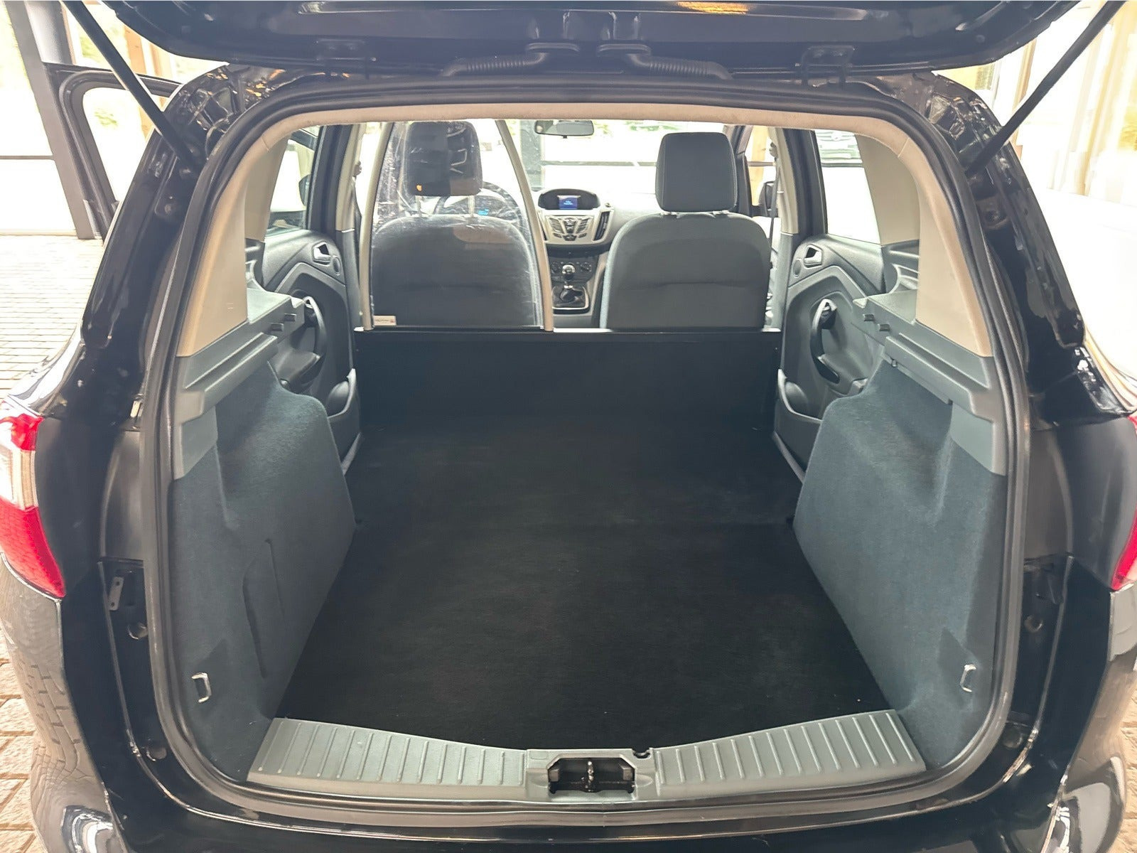 Sort Ford C-MAX fra 2011
