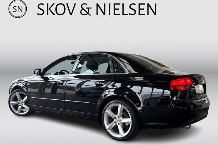 Sort Audi A4 fra 2005