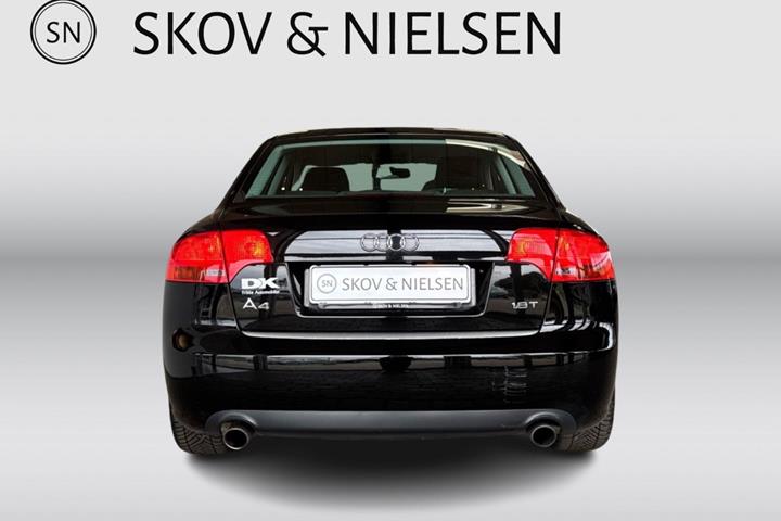 Sort Audi A4 fra 2005