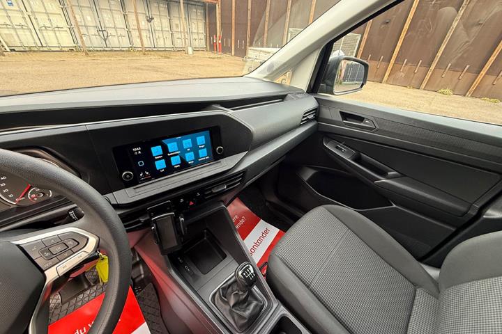 Sort VW Caddy fra 2022