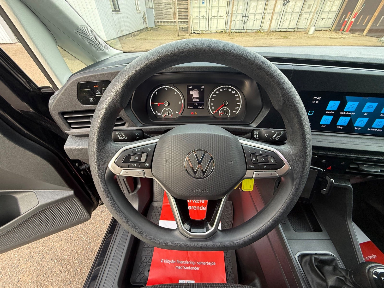 Sort VW Caddy fra 2022