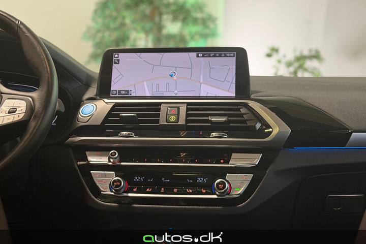 Sort BMW iX3 fra 2021