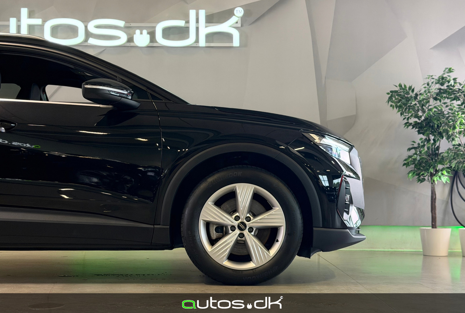Sort Audi Q4 e-tron fra 2023