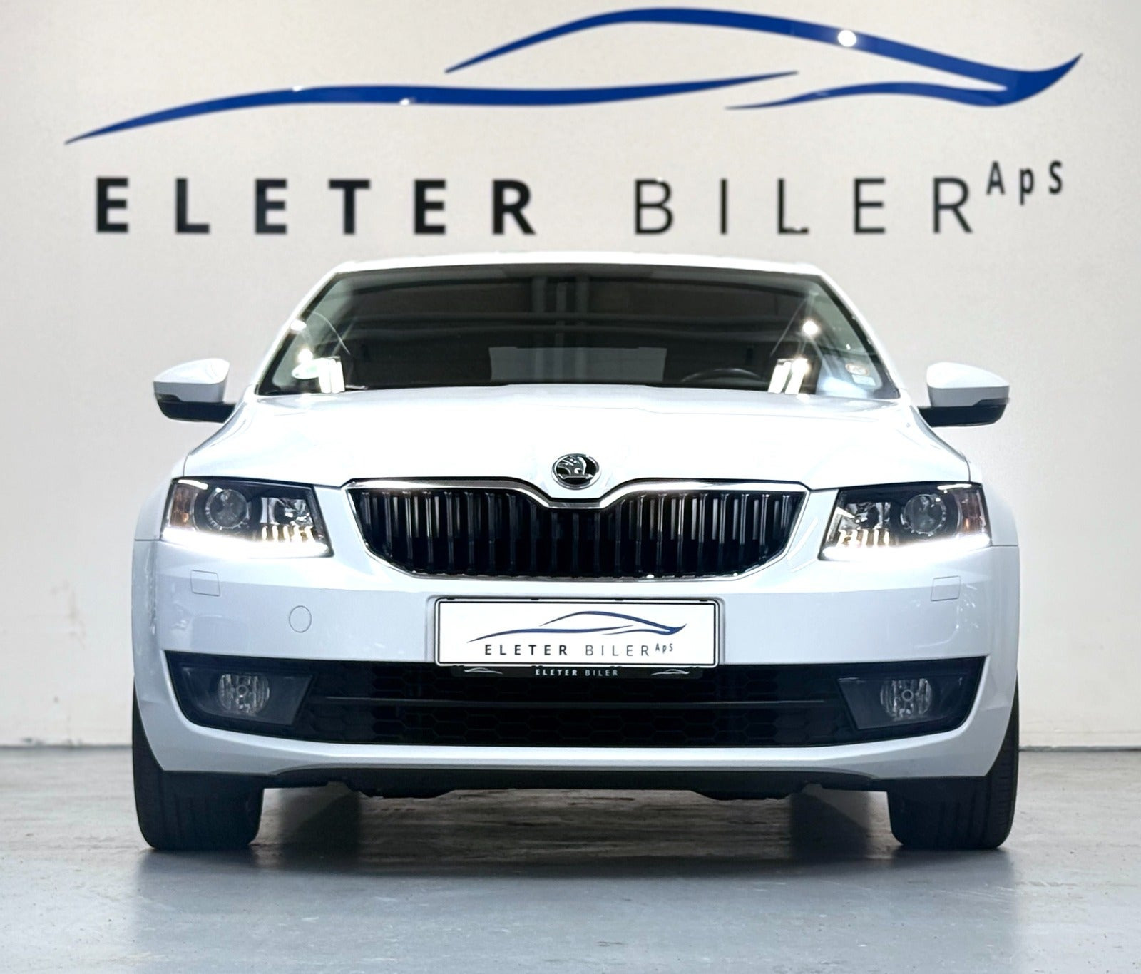 Hvid Skoda Octavia fra 2017