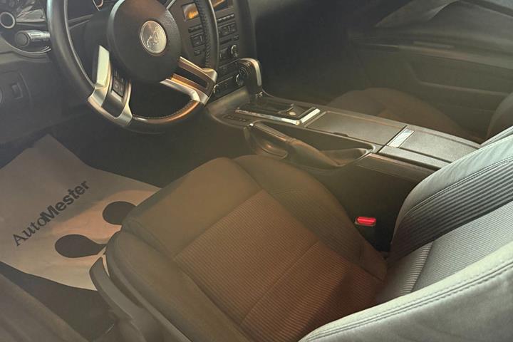 undefined Ford Mustang fra 2014